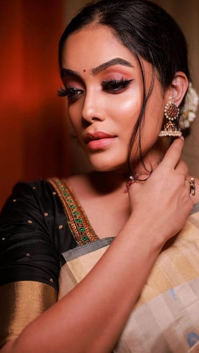 Abhirami Venkatachalam Images, Age, Boyfriend, Networth, Instagram ...